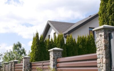 What to Expect When Working With a Georgetown Fence Company on a New Fence Project